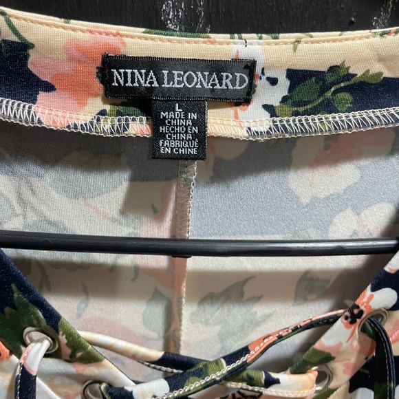 Nina Leonard Asymmetrical Floral sleeveless dress. - Picture 4 of 9